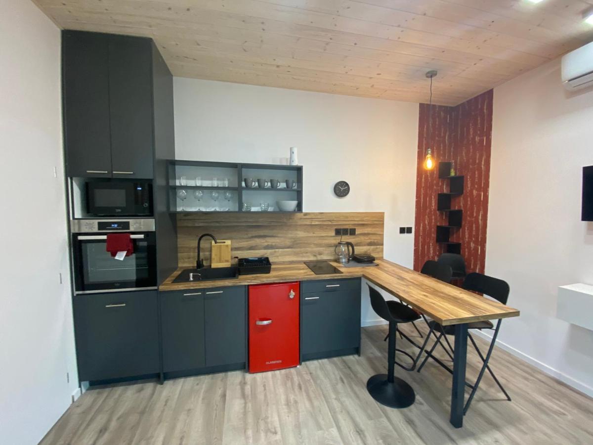 帕尔杜比采Tiny House公寓 外观 照片
